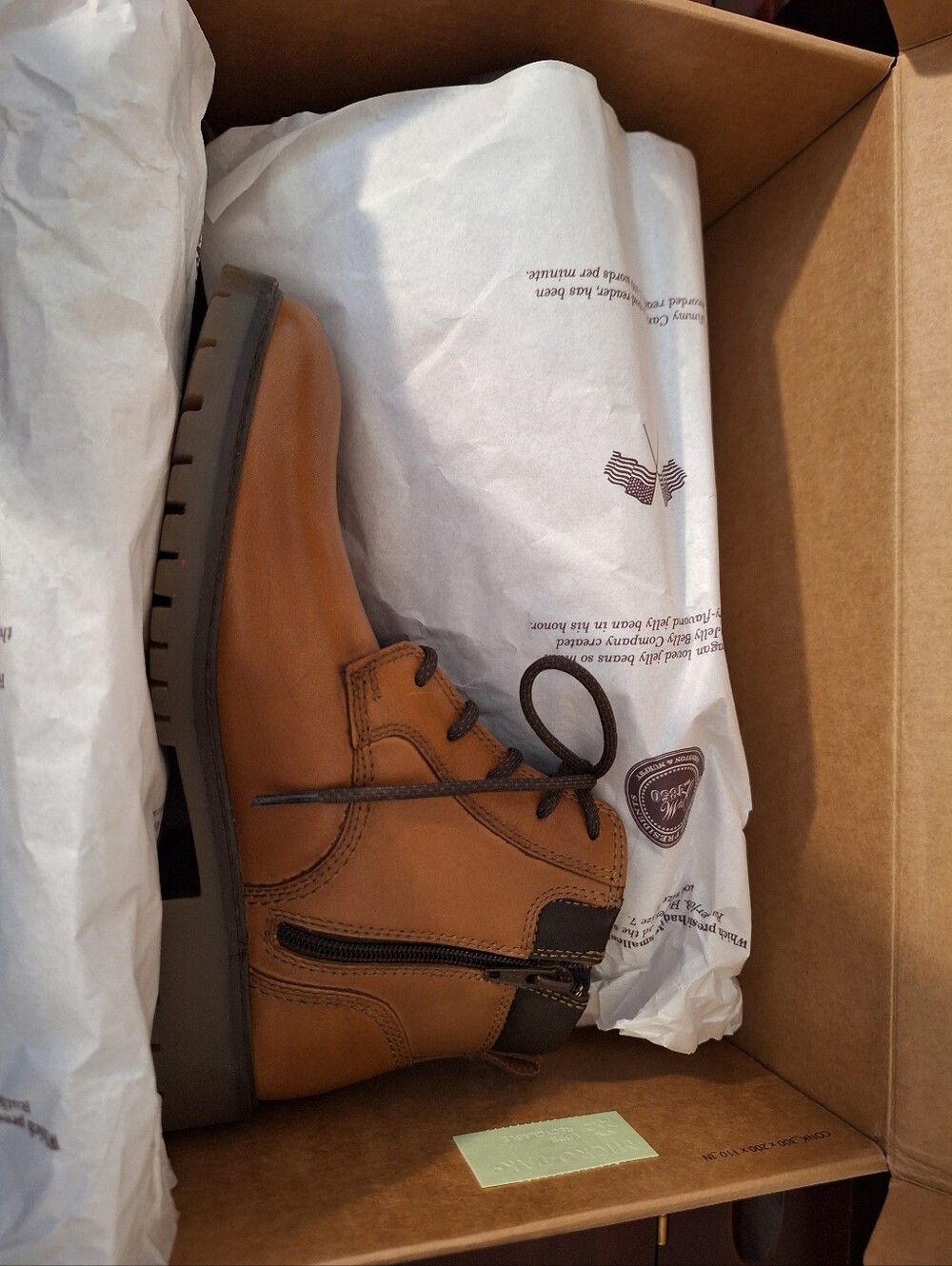 Kids JOHNSTON & MURPHY Brown Zip Boots- Natural Brown Size 1M